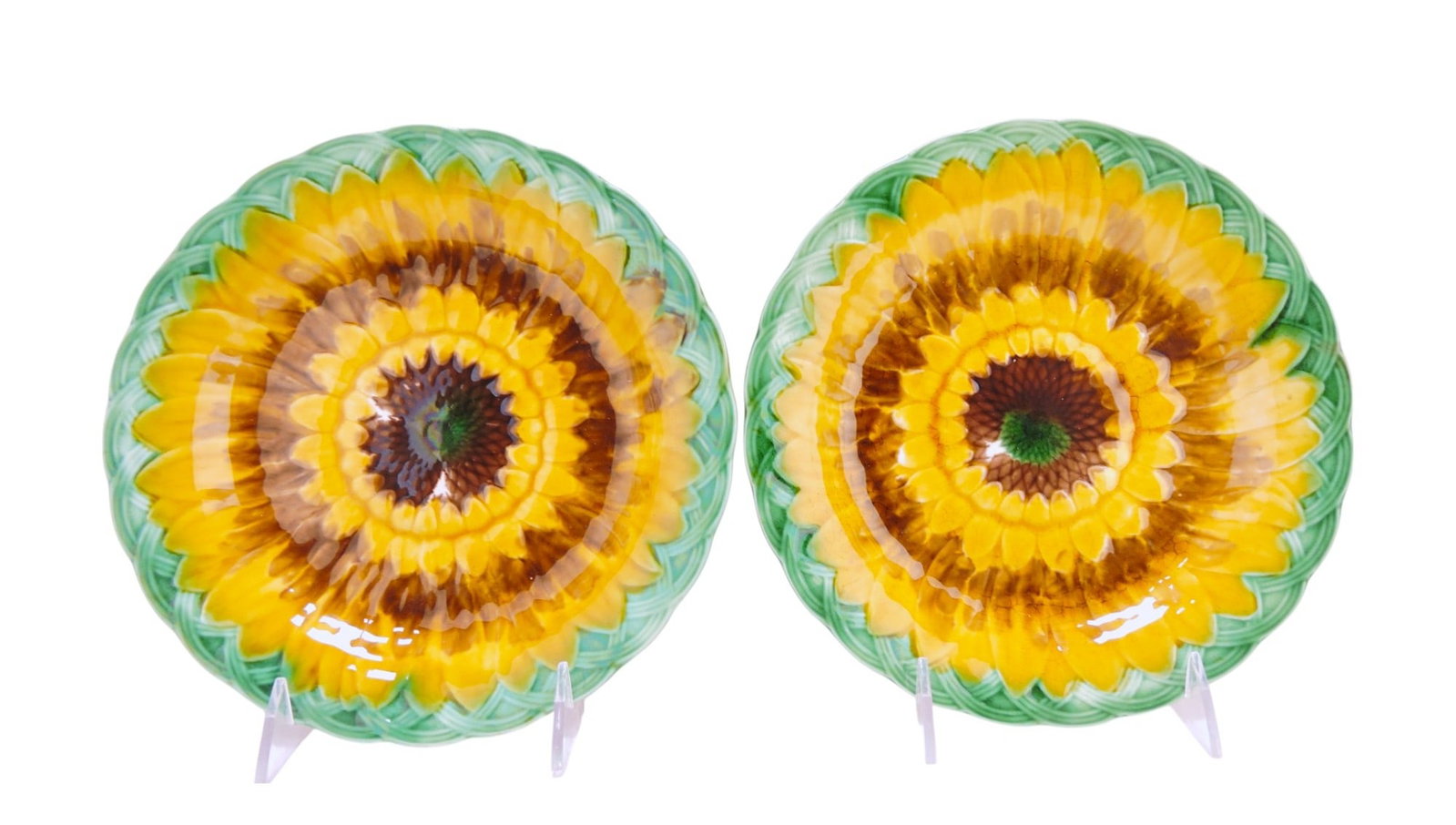Wedgwood majolica pair of sunflower: plates, 8 1/2"