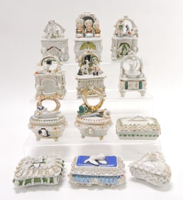 Staffordshire / porcelain lot of 12
