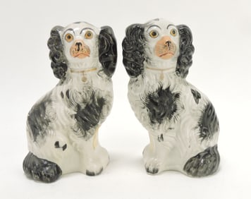 Staffordshire pair of #6 black & white