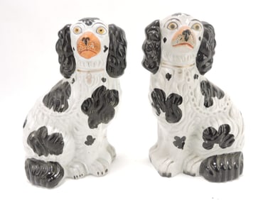 Staffordshire lot of 2 - #2 black & white