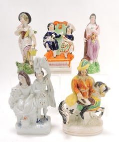 Staffordshire lot of 5 figures,