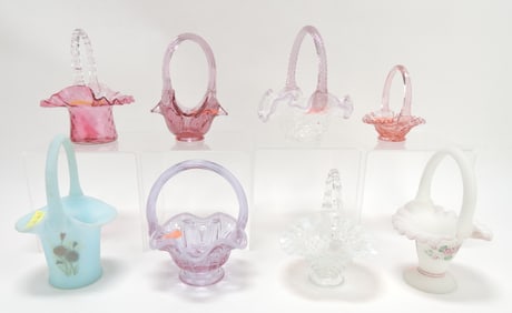 Fenton lot of 8 glass baskets,