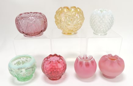 Fenton lot of 7 rose bowls, 3 1/2" to