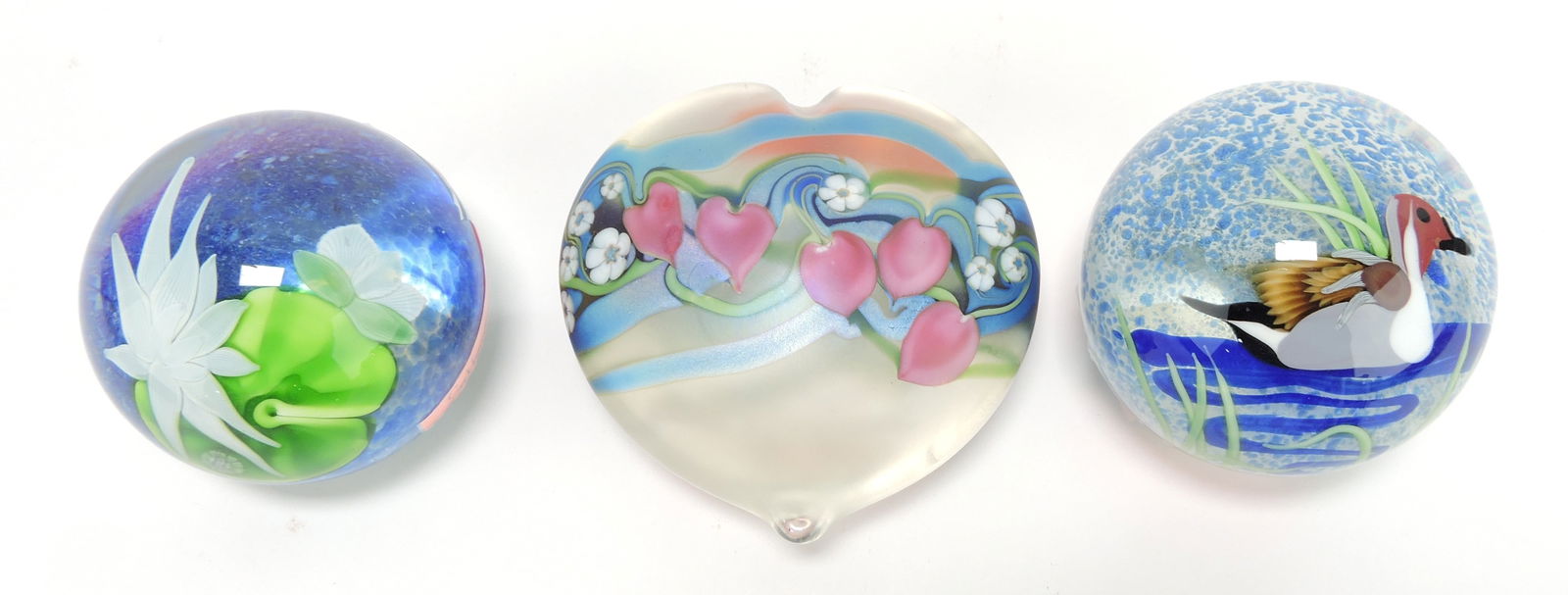Orient & Flume lot of 3 paperweights, (1 of 1)