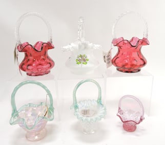 Fenton lot of 6 glass baskets,