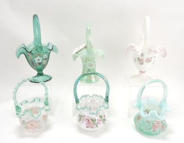 Fenton lot of 6 glass baskets,