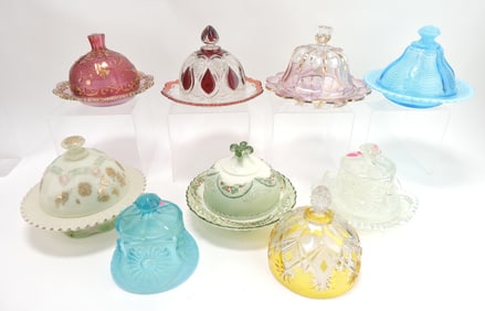 Lot of 7 butter dishes and 2 lids: