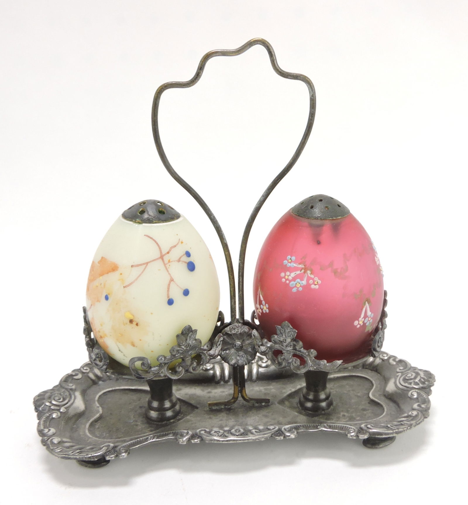 Mt. Washington enameled egg shaped (1 of 1)