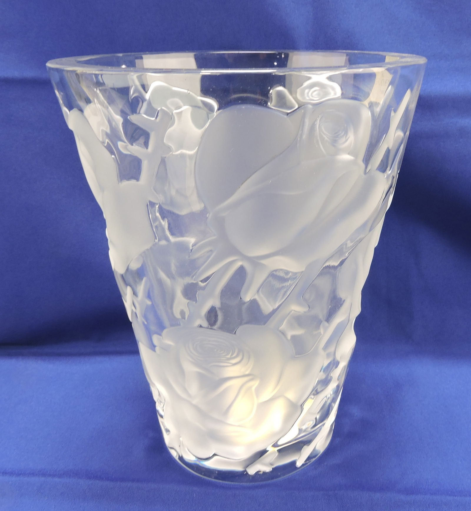Lalique Ispahan Rose crystal vase, (1 of 1)