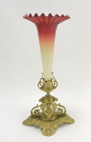 Glossy amberina trumpet vase,