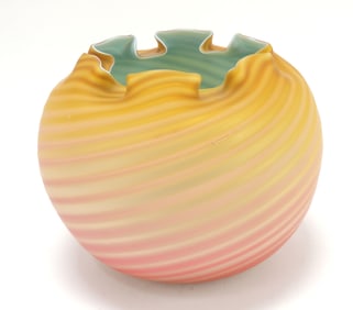 Pompeian satin swirl rose bowl,