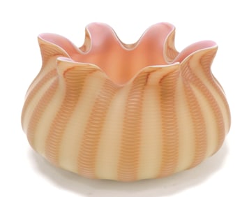 Pompeian satin pull up rose bowl,