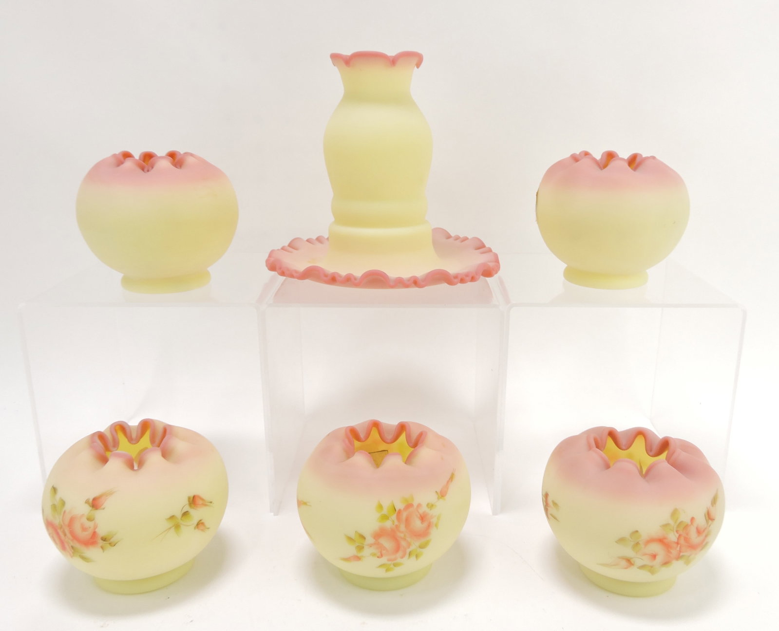 Fenton burmese lot of 5: rose bowls and 1 vase/chimney, 3" to 6"