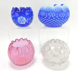 Lot of 4 rose bowls,