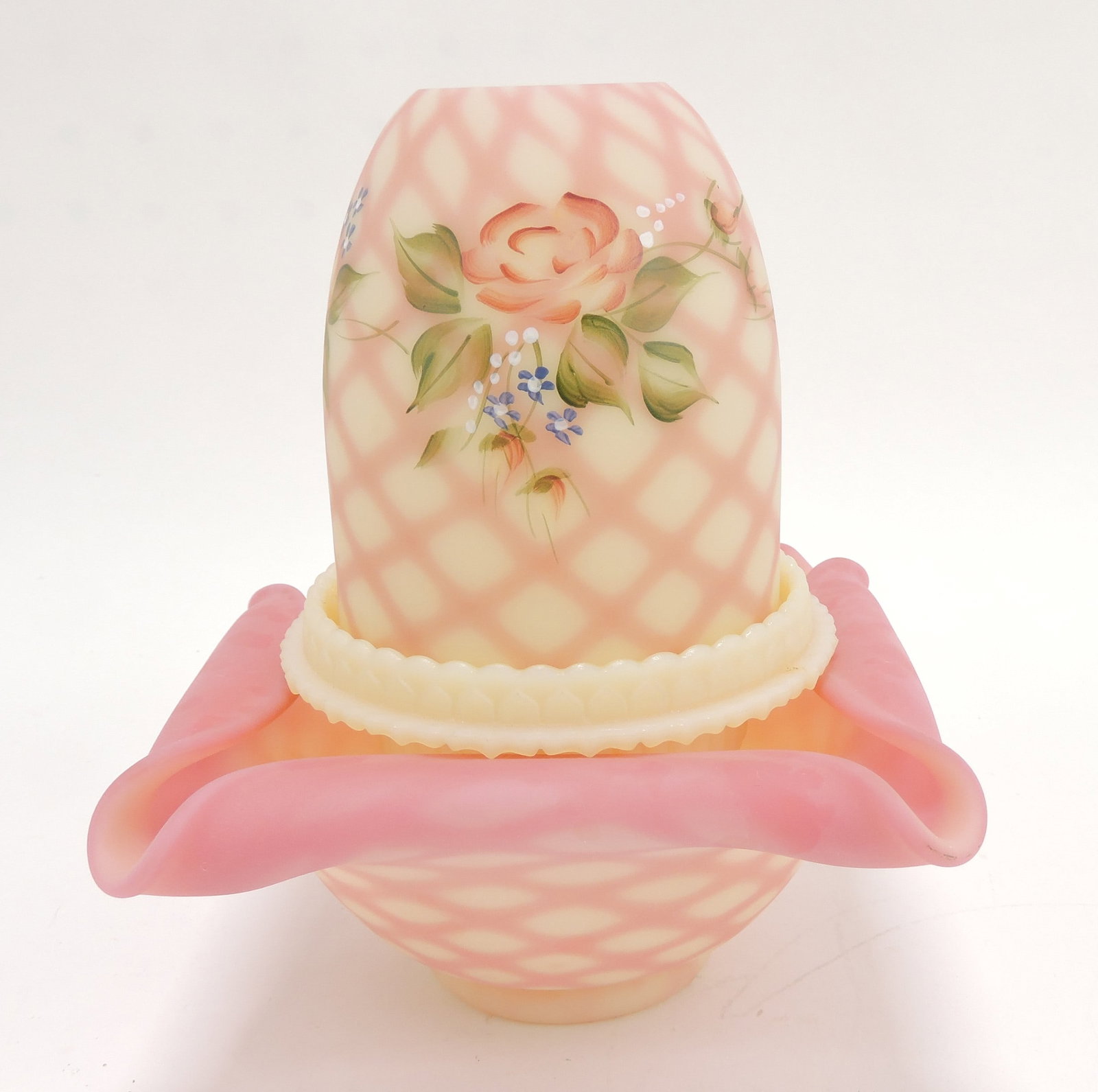 Fenton burmese fairy lamp, 6 1/2": .