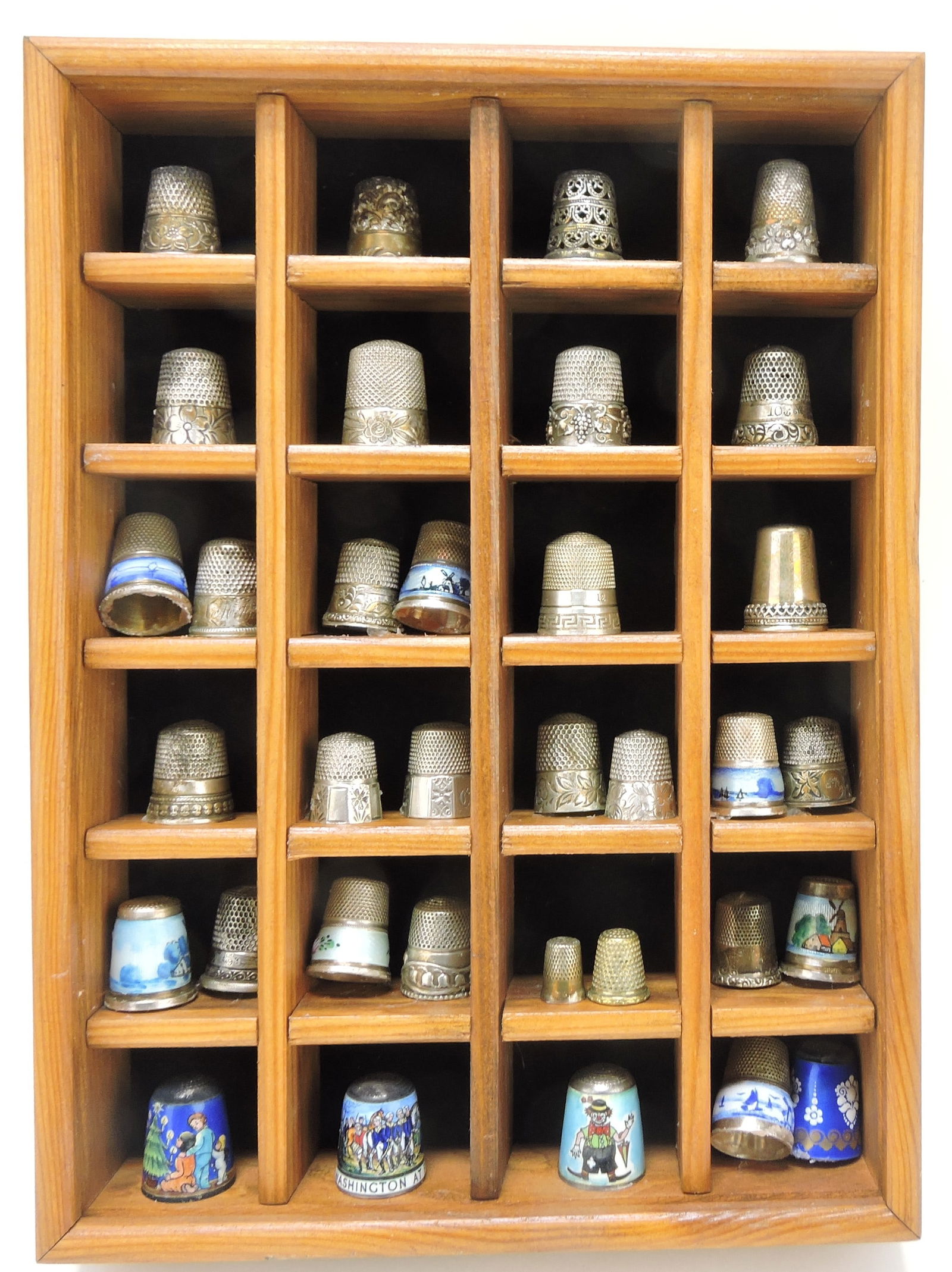 Lot of 34 thimbles including many: sterling and enameled