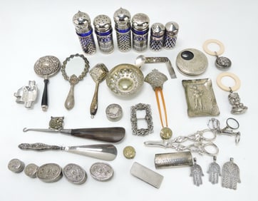 Lot of assorted silver plate, English silver,