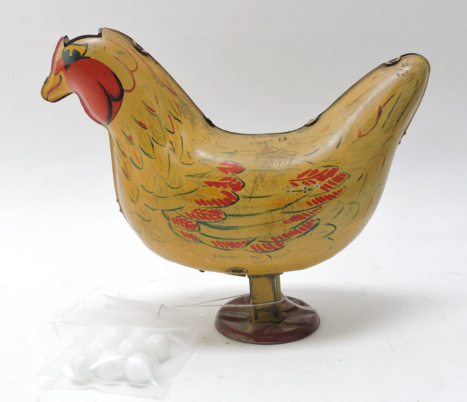 Wyandotte tin lithograph chicken, 6": .