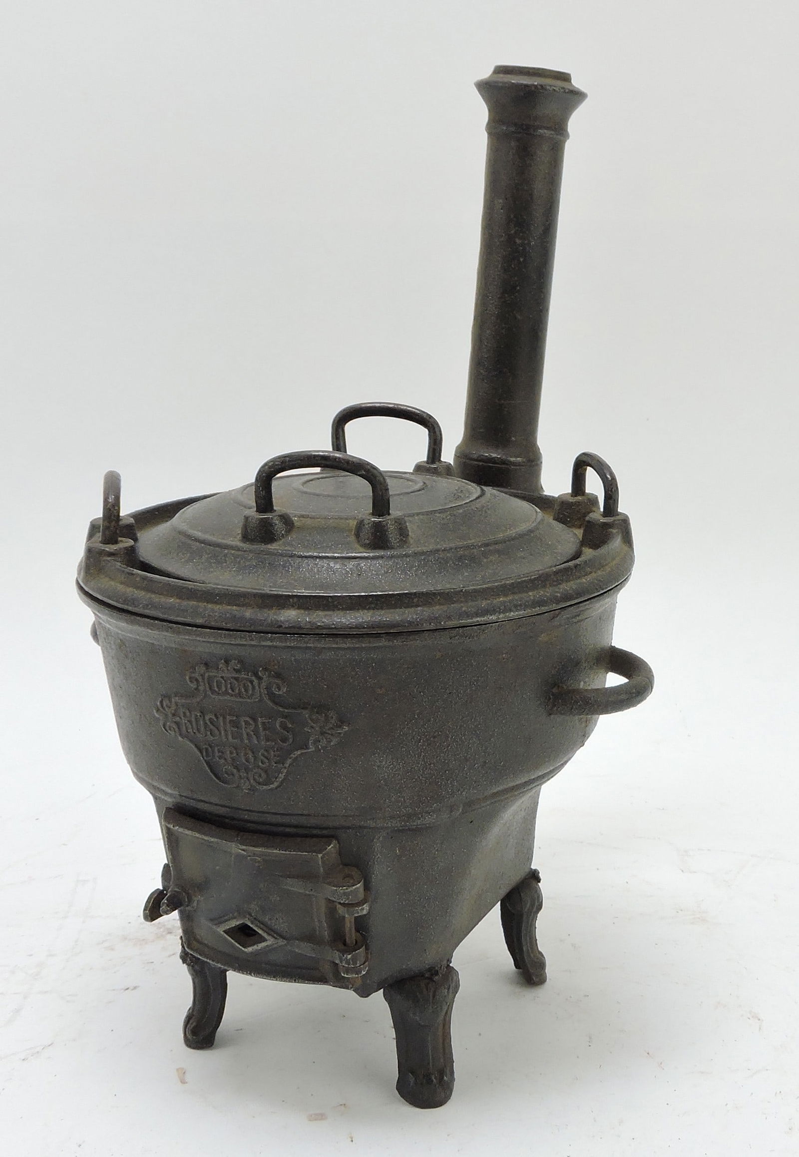 French Rosieres Depose cast iron: child's laundry stove, 8"h, 5"w