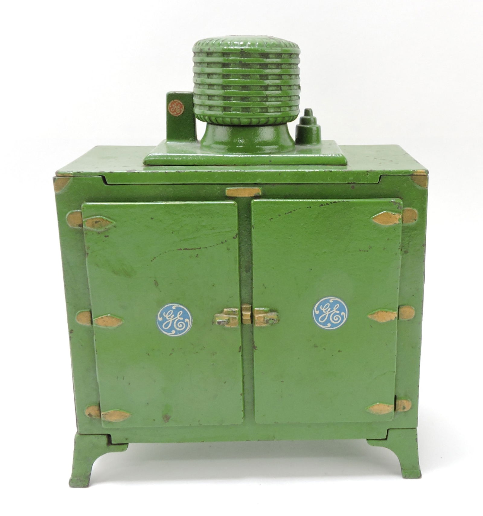 Hubley cast iron doll house GE double (1 of 4)