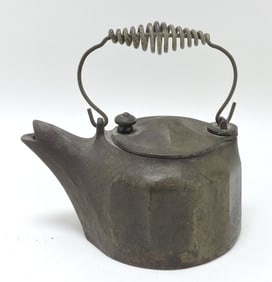 Griswold No 0 cast iron tea kettle,