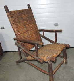 Old Hickory arm chair, separation of