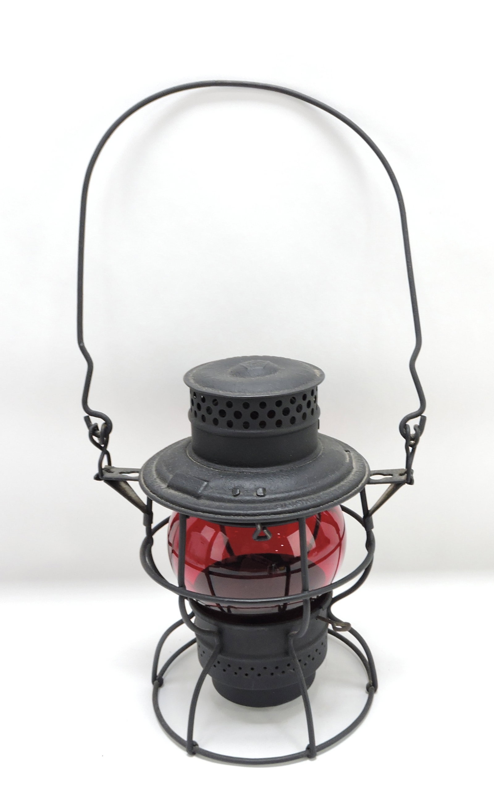 Adams & Westlake Pennsylvania Railroad: lantern with red ruby shade, 9"