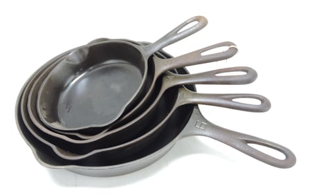 Griswold cast iron #2 to #6 iron skillets,