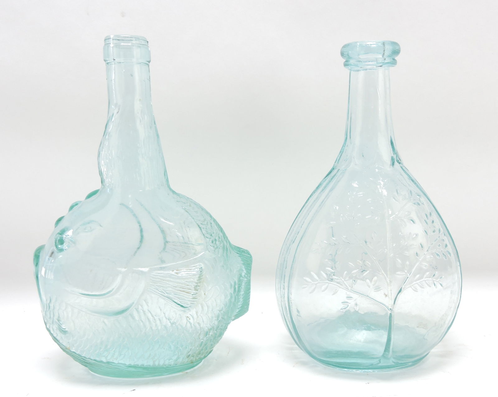 Aqua glass fish flask and (1 of 1)