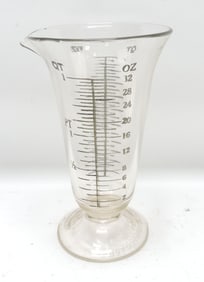 Eastman Kodak glass beaker, 10 1/2"