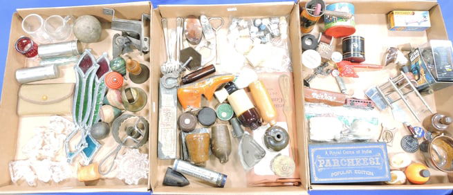 Lot of assorted smalls: tops, glass