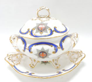 Arms of the Order of The Garter Spode (attributed) bone china sauce