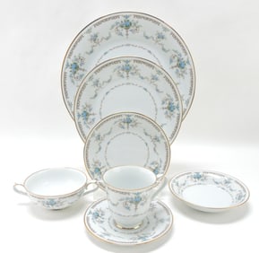 Noritake Cotillion set of china, 68 pcs: