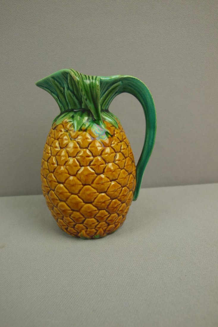 MINTON majolica pineapple pitcher, 4 3/4" : MINTON majolica pineapple pitcher, 4 3/4"