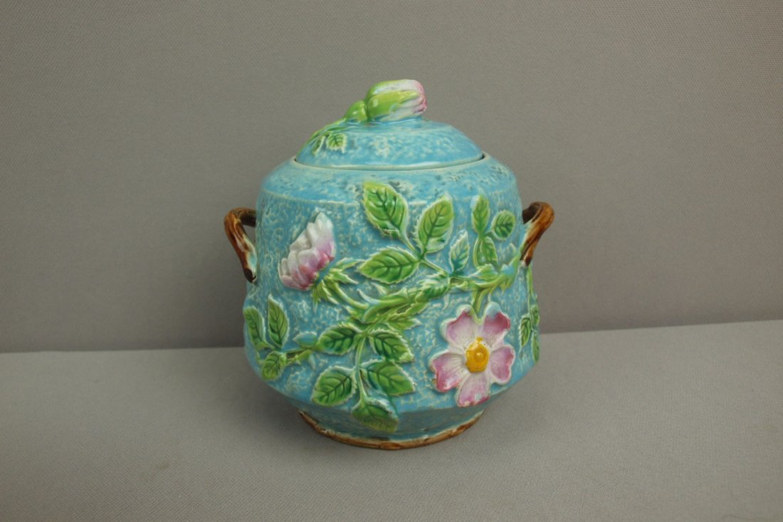 GEORGE JONES majolica turquoise wild rose covered : GEORGE JONES majolica turquoise wild rose covered sugar, 5 1/2"
