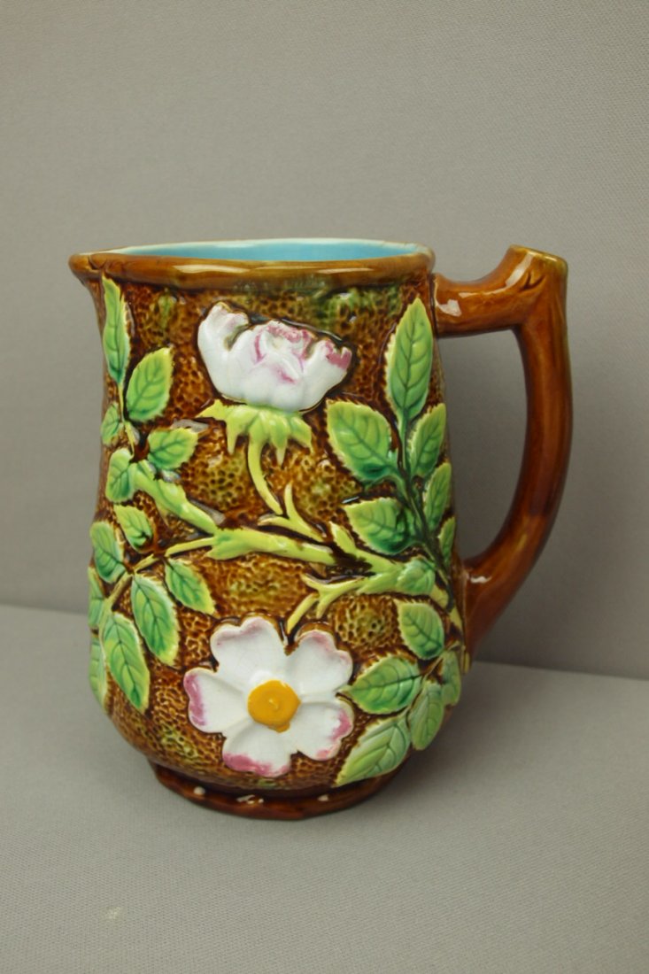GEORGE JONES wild rose rustic pitcher, 7", nice colo: GEORGE JONES wild rose rustic pitcher, 7", nice color