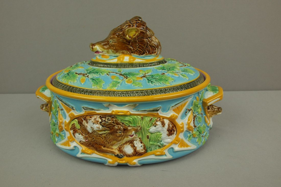 GEORGE JONES majolica game dish with boar's head on : GEORGE JONES majolica game dish with boar's head on cover surrouned by oak leaves and acorns, base handles with stags and each side molded with hunging dogs and boar in relief, great color and detail,