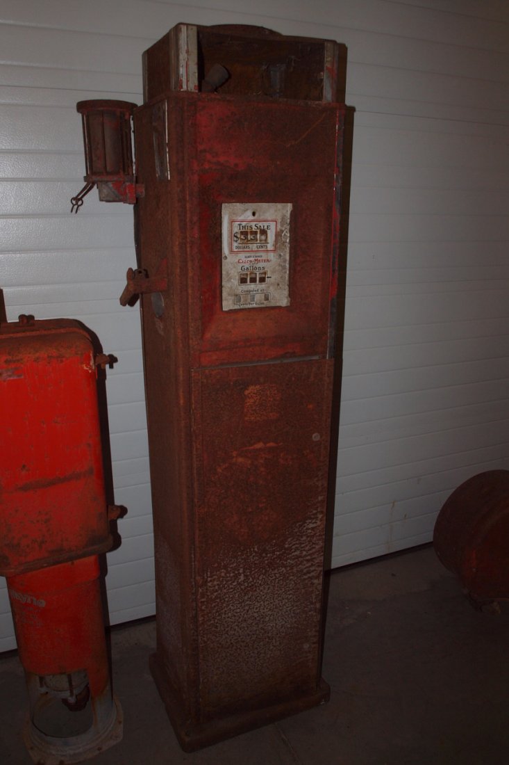 Gilbert & Barker Mfg, Springfield, MA gas pump