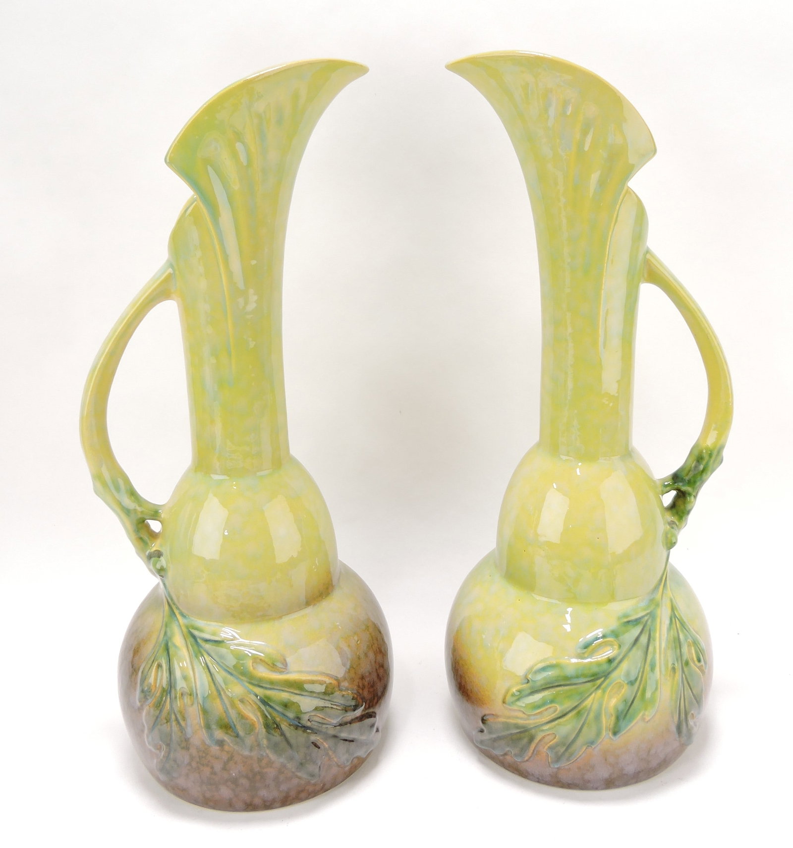Roseville WInecraft green pair of: ewers, 218-18"