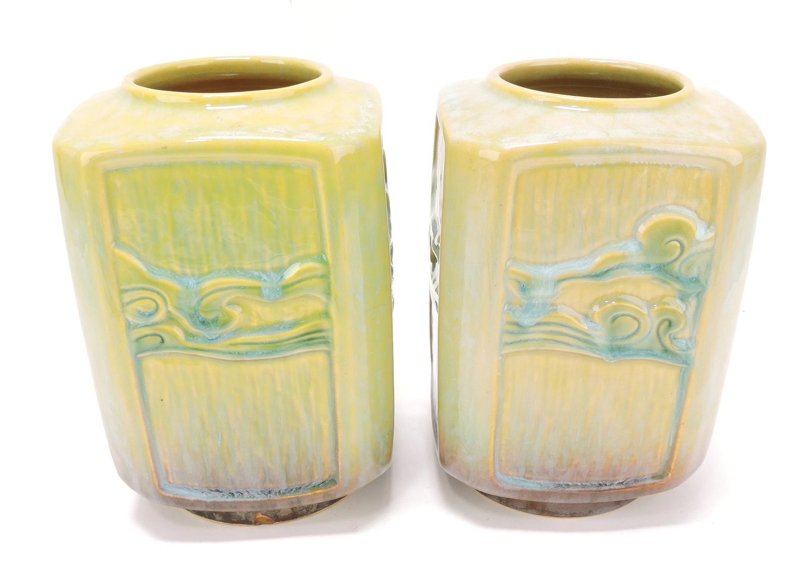 Roseville WInecraft green pair of: square vases, 274-7"