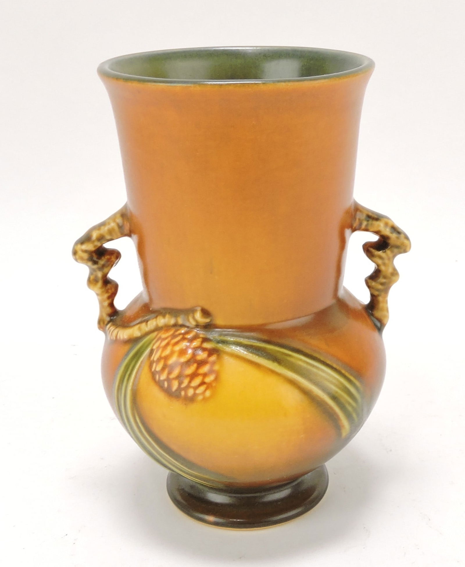 Roseville brown Pinecone vase, (1 of 1)