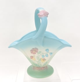 Hull Pottery blue Bowknot basket,