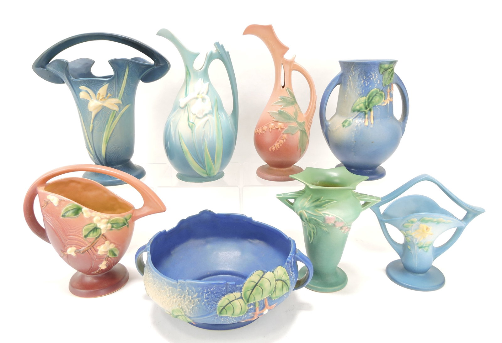 Roseville lot of 8 pieces, 7" to 11",: various condition