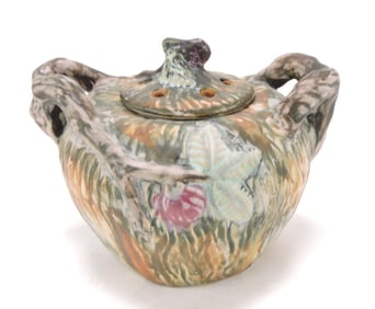 Weller Warwick flower pot with flower frog