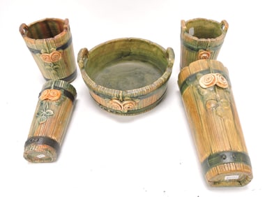 Weller lot of 5 pieces: 2 wall pockets,