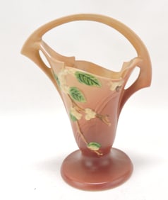 Roseville pink Snowberry basket 1BK10"