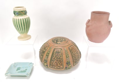 Pottery lot of 4 pieces: