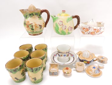 Japan lot of assorted juicers and other items