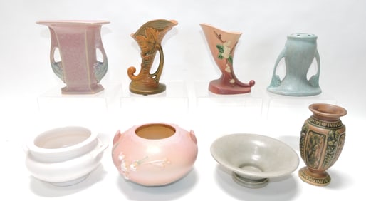 Roseville lot of 8 assorted pcs, 6"