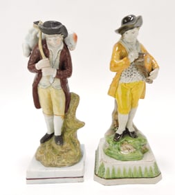 Prattware lot of 2 - 9" figures